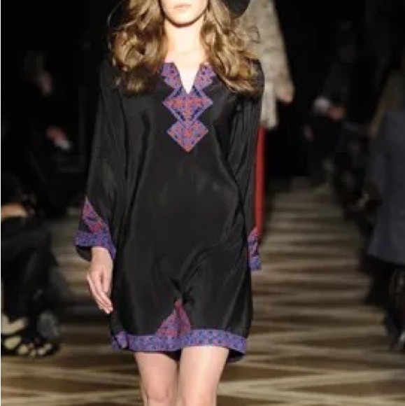 What Goes Around Comes Around Margot Silk Black Embroidered Tunic Dress - XS - Picture 2 of 16